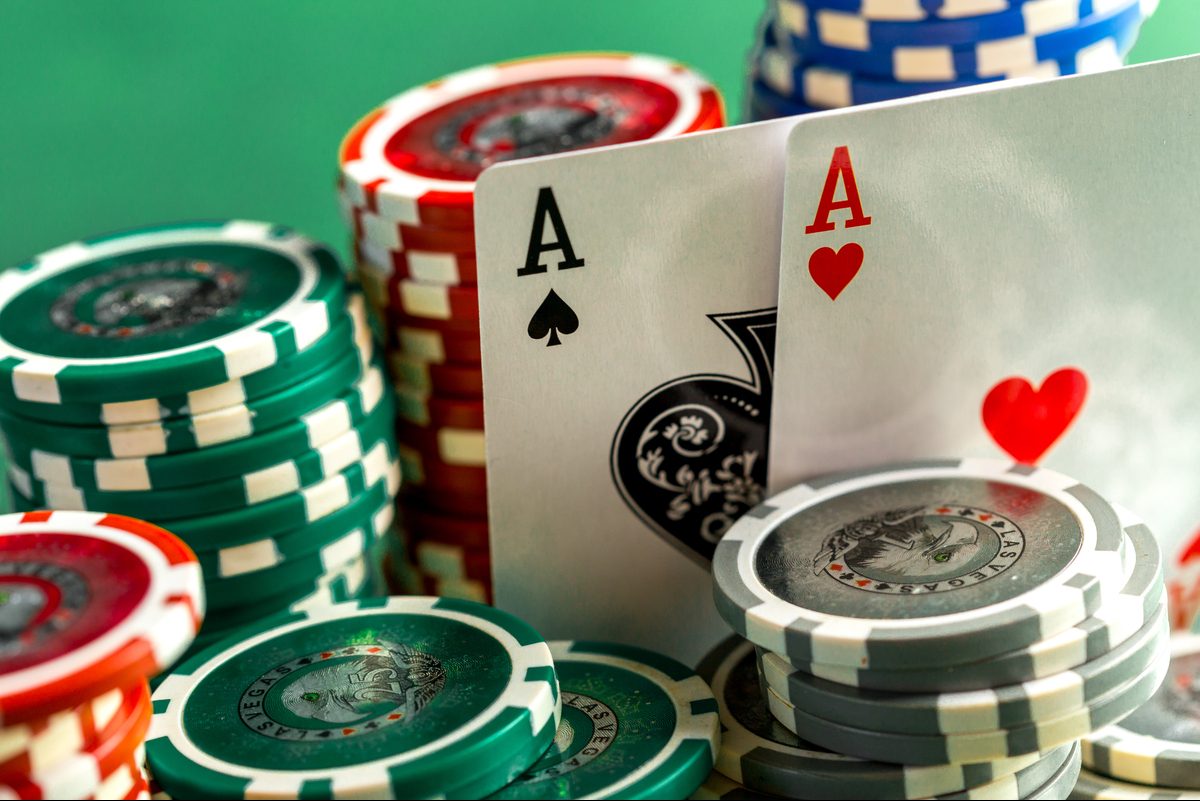 Os jogos de cartas mais populares   - Revista online de  poker